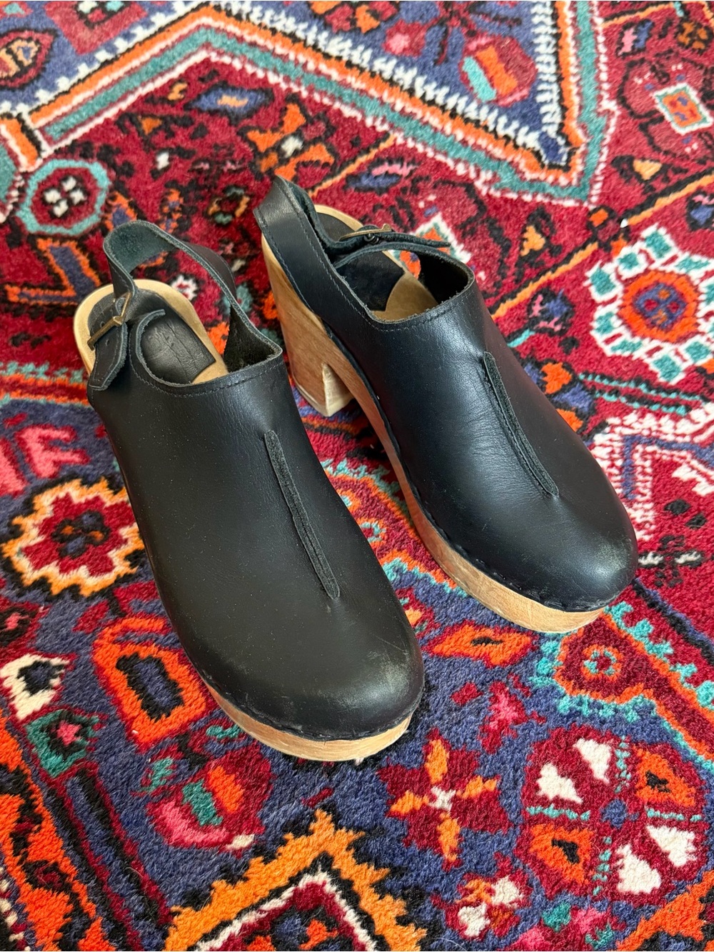 No. 6 front seam platform clogs - Picture 3 of 6